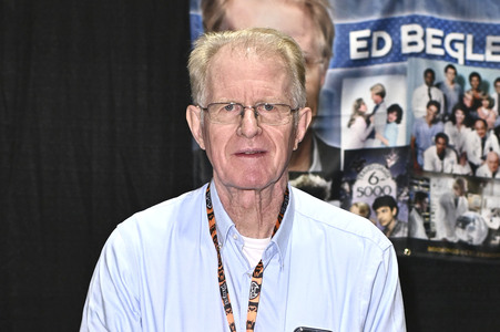 Midsummer Scream - Halloween & Horror Convention in Long Beach