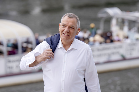ARD-Sommerinterview mit Jan van Aken in Berlin