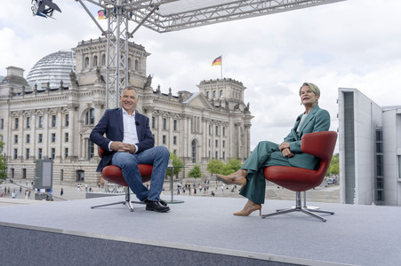 ARD-Sommerinterview mit Jan van Aken in Berlin