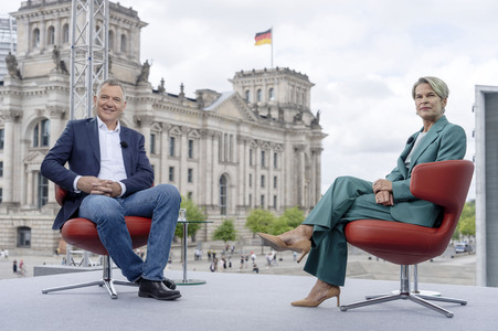 ARD-Sommerinterview mit Jan van Aken in Berlin