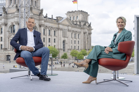 ARD-Sommerinterview mit Jan van Aken in Berlin