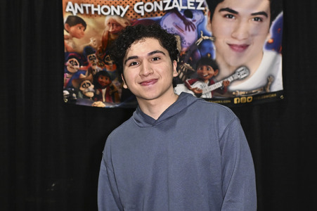 Midsummer Scream - Halloween & Horror Convention in Long Beach