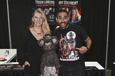 Midsummer Scream - Halloween & Horror Convention in Long Beach