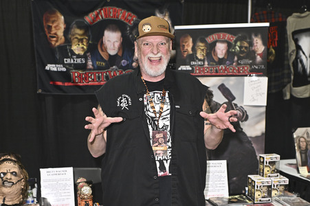 Midsummer Scream - Halloween & Horror Convention in Long Beach