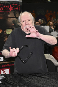 Midsummer Scream - Halloween & Horror Convention in Long Beach