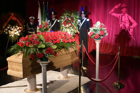 Abschiednahme von Pippo Baudo in Rom