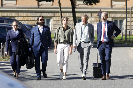 Prozess wegen mutmaßlicher Kindesentführung gegen Christina Block in Hamburg