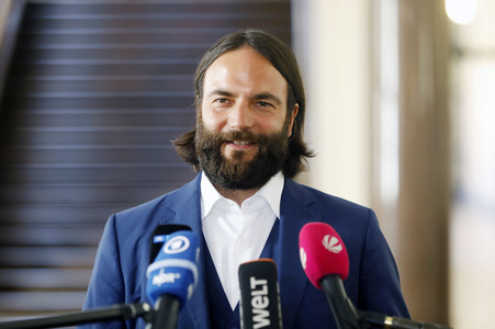 Prozess wegen mutmaßlicher Kindesentführung gegen Christina Block in Hamburg