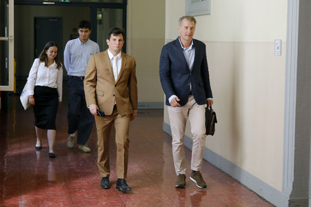 Prozess wegen mutmaßlicher Kindesentführung gegen Christina Block in Hamburg