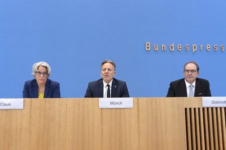 Bundespressekonferenz 'Bundeslagebild Sexualdelikte zum Nachteil von Kindern und Jugendlichen 2024' in Berlin