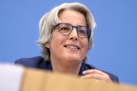 Bundespressekonferenz 'Bundeslagebild Sexualdelikte zum Nachteil von Kindern und Jugendlichen 2024' in Berlin