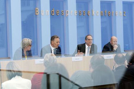 Bundespressekonferenz 'Bundeslagebild Sexualdelikte zum Nachteil von Kindern und Jugendlichen 2024' in Berlin