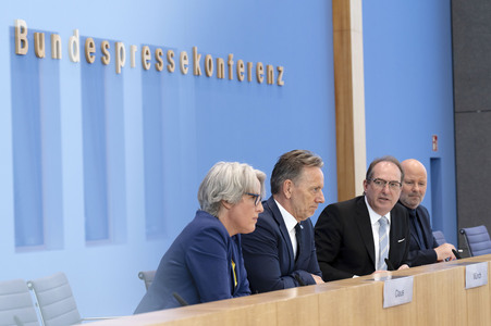 Bundespressekonferenz 'Bundeslagebild Sexualdelikte zum Nachteil von Kindern und Jugendlichen 2024' in Berlin