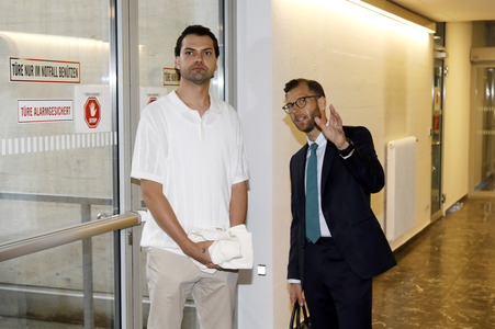 Prozess wegen mutmaßlichen schweren Betrugs gegen Jimi Blue Ochsenknecht in Innsbruck