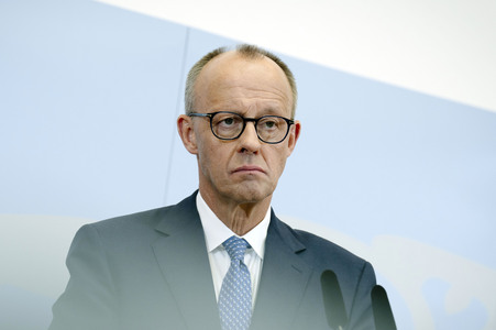 Friedrich Merz und Boris Pistorius beim Pressestatement zu Kabinettsthemen in Berlin