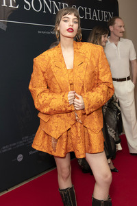 Filmpremiere 'In die Sonne schauen' in Berlin