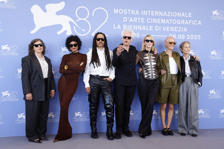 Photocall 'Father Mother Sister Brother', Internationale Filmfestspiele von Venedig 2025