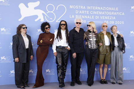 Photocall 'Father Mother Sister Brother', Internationale Filmfestspiele von Venedig 2025
