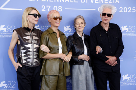 Photocall 'Father Mother Sister Brother', Internationale Filmfestspiele von Venedig 2025