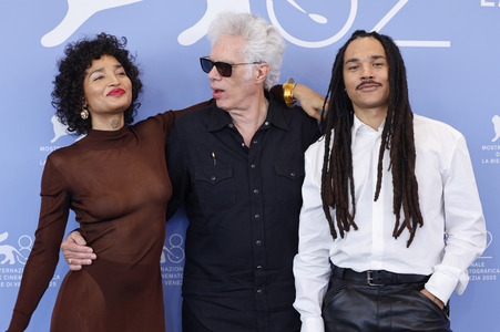 Photocall 'Father Mother Sister Brother', Internationale Filmfestspiele von Venedig 2025