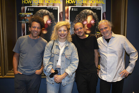 Filmpremiere 'How to Be Normal' in Düsseldorf