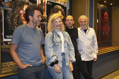 Filmpremiere 'How to Be Normal' in Düsseldorf