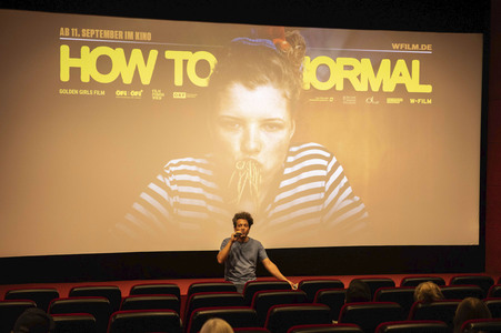 Filmpremiere 'How to Be Normal' in Düsseldorf