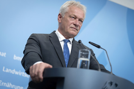 Pressekonferenz zur Vorstellung des Ernteberichts 2025 in Berlin