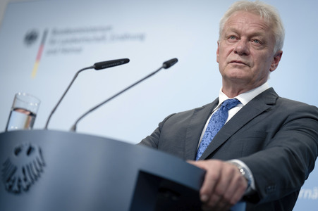 Pressekonferenz zur Vorstellung des Ernteberichts 2025 in Berlin