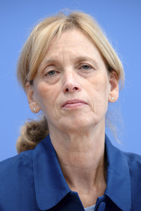 Bundespressekonferenz 'Kinder- und Jugendschutz in der digitalen Welt' in Berlin