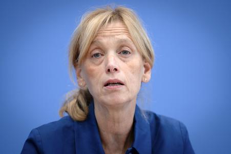 Bundespressekonferenz 'Kinder- und Jugendschutz in der digitalen Welt' in Berlin