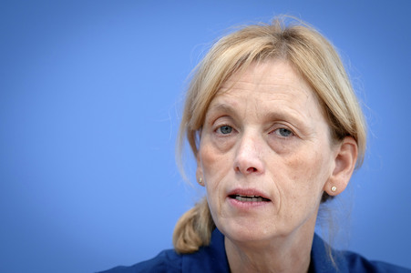 Bundespressekonferenz 'Kinder- und Jugendschutz in der digitalen Welt' in Berlin