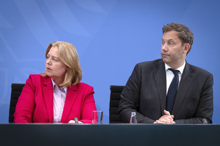Pressekonferenz nach der Sitzung des Koalitionsausschusses in Berlin