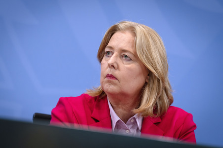 Pressekonferenz nach der Sitzung des Koalitionsausschusses in Berlin