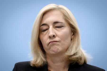 Pressestatement von Nina Warken in Berlin