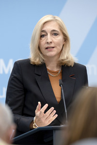 Pressestatement von Nina Warken in Berlin