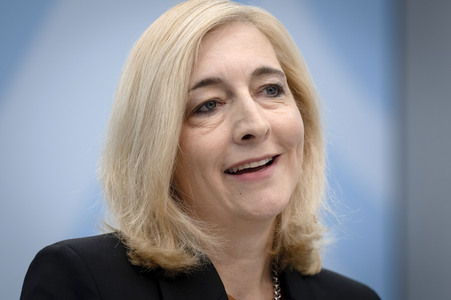 Pressestatement von Nina Warken in Berlin