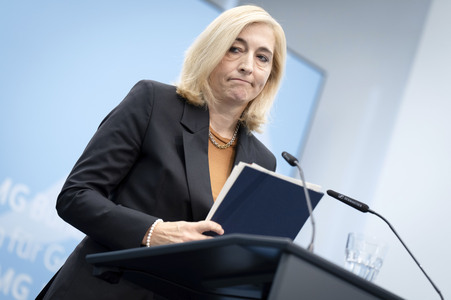 Pressestatement von Nina Warken in Berlin