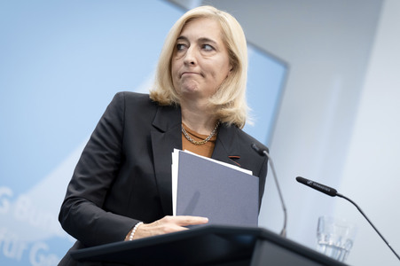 Pressestatement von Nina Warken in Berlin