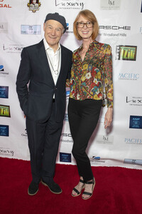 Eröffnung des Tarzana International Film Festival 2025 in Sherman Oaks