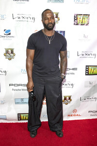 Eröffnung des Tarzana International Film Festival 2025 in Sherman Oaks