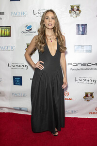 Eröffnung des Tarzana International Film Festival 2025 in Sherman Oaks