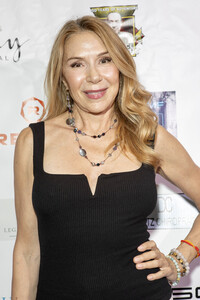 Eröffnung des Tarzana International Film Festival 2025 in Sherman Oaks