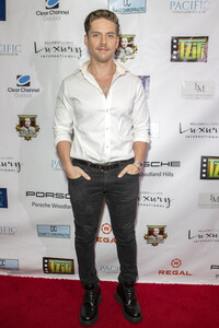 Eröffnung des Tarzana International Film Festival 2025 in Sherman Oaks