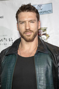 Eröffnung des Tarzana International Film Festival 2025 in Sherman Oaks