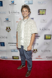 Eröffnung des Tarzana International Film Festival 2025 in Sherman Oaks