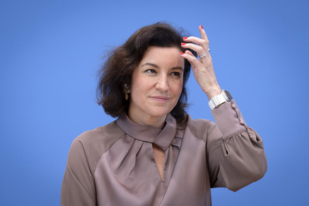 Bundespressekonferenz 'Vorstellung der OECD-Studie Bildung auf einen Blick 2025' in Berlin