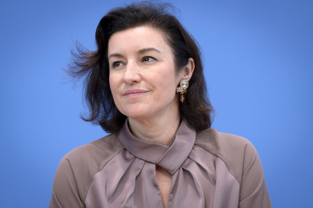 Bundespressekonferenz 'Vorstellung der OECD-Studie Bildung auf einen Blick 2025' in Berlin