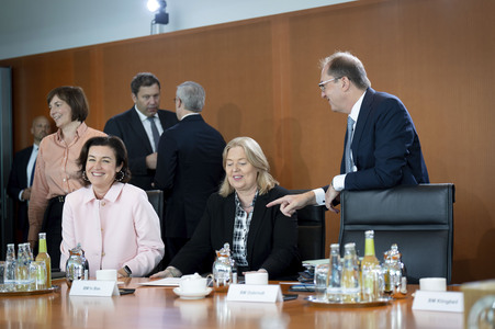 16. Sitzung des Bundeskabinetts in Berlin