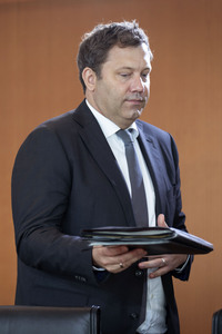 16. Sitzung des Bundeskabinetts in Berlin